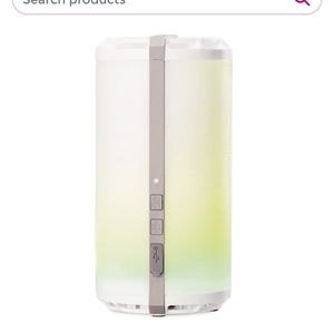 Scentsy Go System and 4 sets of pods-never opened